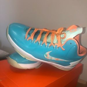 Kd V Easter
